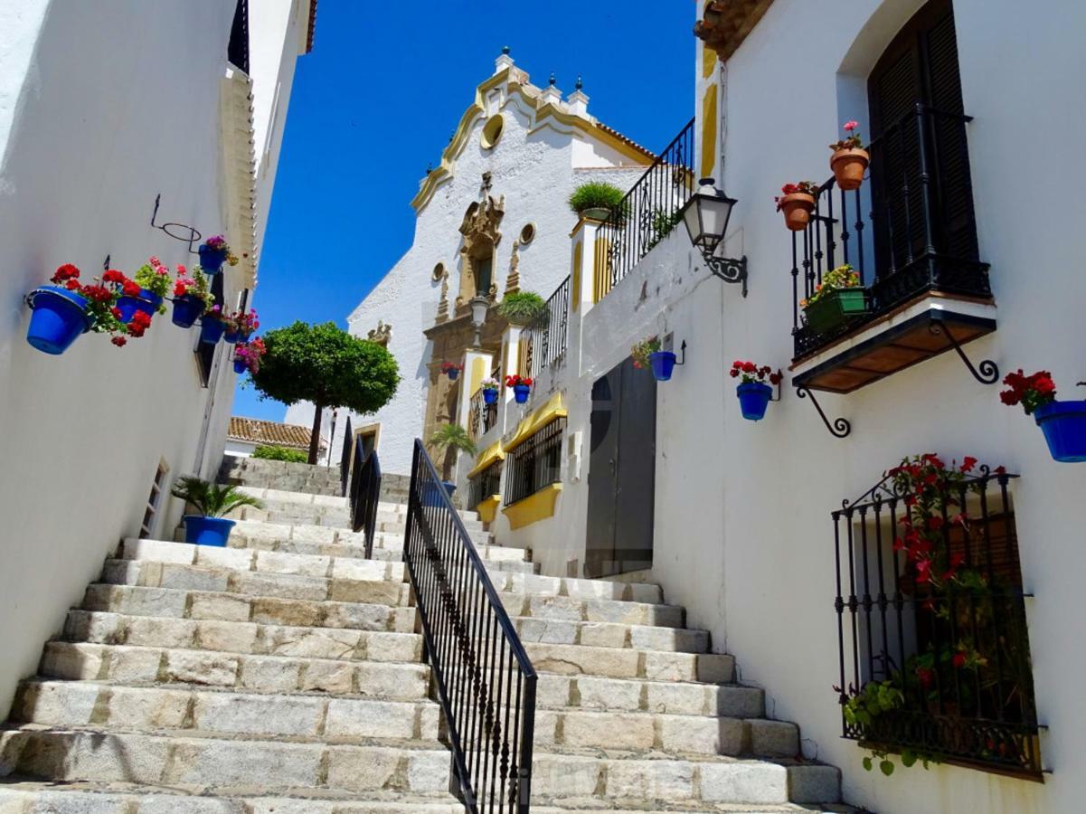 First line beach sea view Estepona Exterior foto